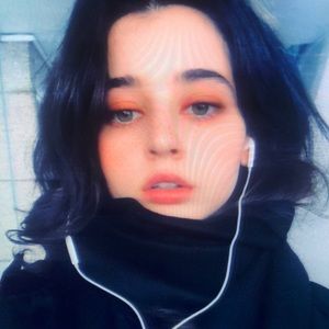 Meet your Posher, Lynn